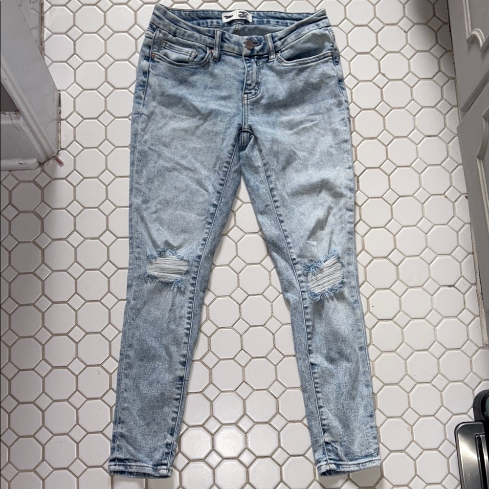 BKE Light Blue Skinny Jeans with Distressed Details